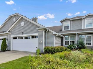 574 Hyannis Port Cir, Avon Lake, OH 44012