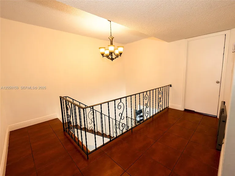 2200 NE 7th St — Photo 9