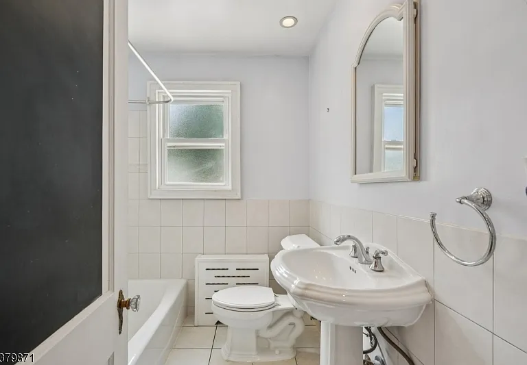 163 Myrtle Ave — Photo 16