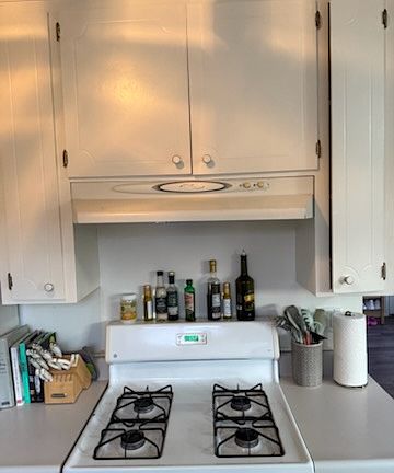 5th image of 1610 Barry Ave APT 4