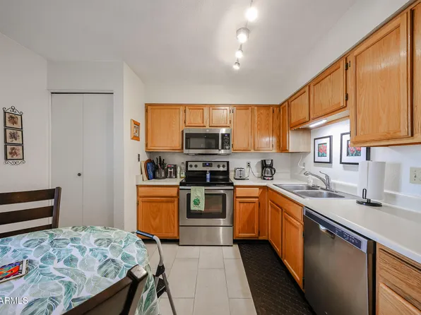 9430 E Mission Ln #104, Scottsdale, AZ 85258