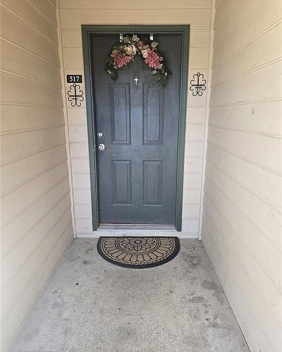 2nd image of 517 Bedfort Dr