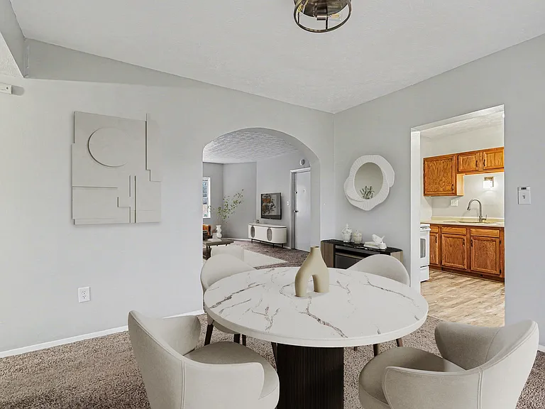 562 Glenwood Ave #24 — Photo 5