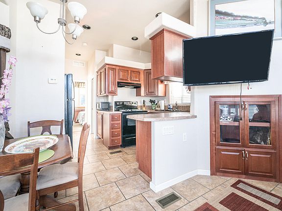 4th image of 213 E PALO VERDE Lane