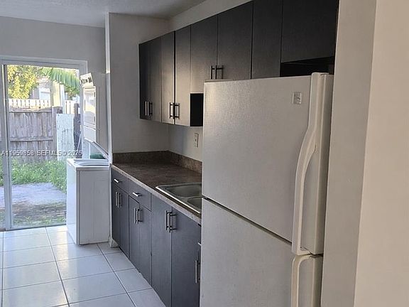 4th image of 13993 SW 280th Ter