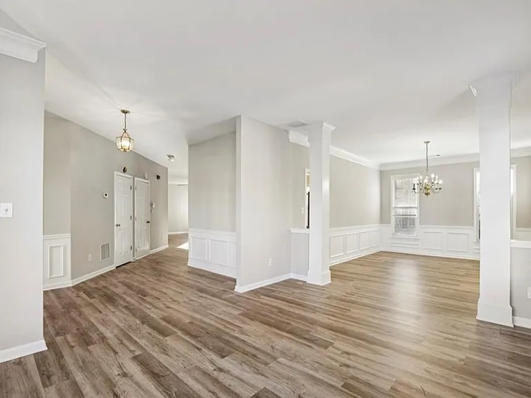 750 Hedgewick Trl — Photo 3
