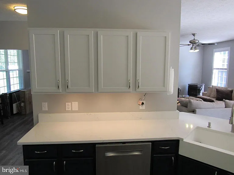 20474 Renaissance Ct — Photo 11