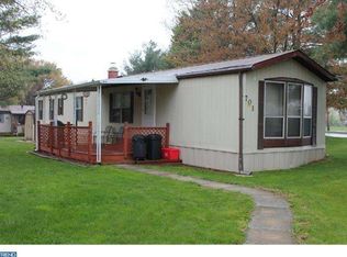 701 Fallon Dr, Lancaster, PA 17601