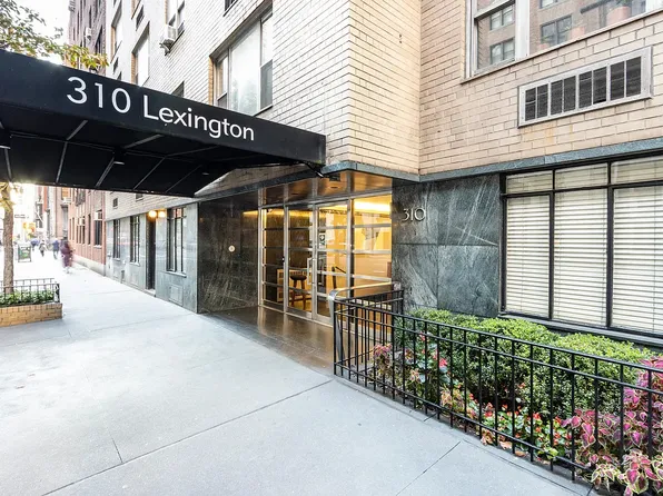 310 Lexington Avenue image 10 of 25