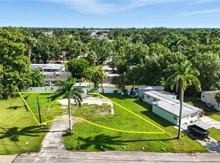 740 Nuna Ave, Fort Myers, FL 33905