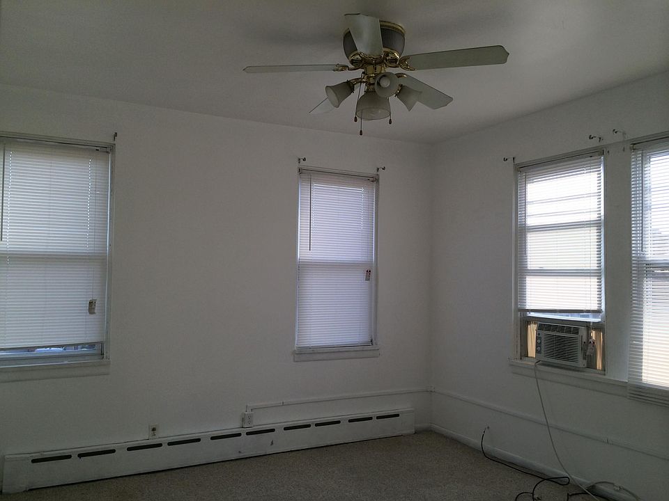 2nd image of 2410 S 9th St
