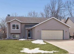 8584 Pinehurst Alcove, Woodbury, MN 55125