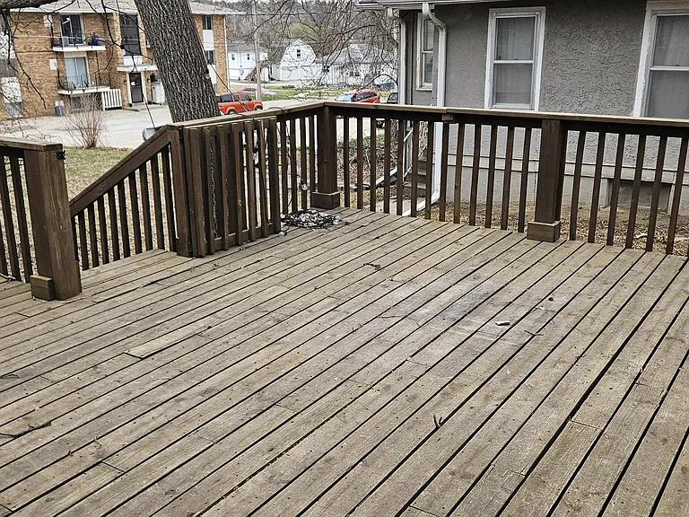 107 N Chestnut St — Photo 9