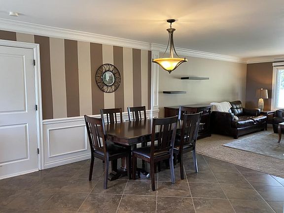 4th image of 3922 Sandy Creek Dr