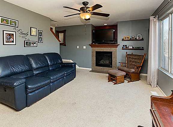 2nd image of 1071 S 95th St