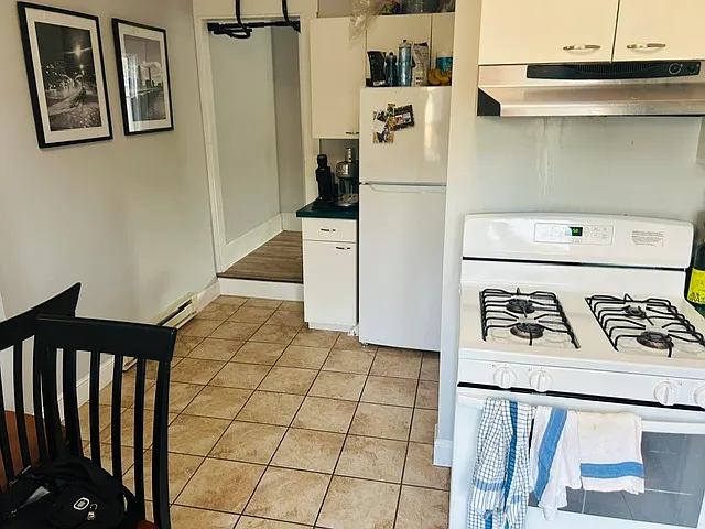 115 Auburn St #2 — Photo 7