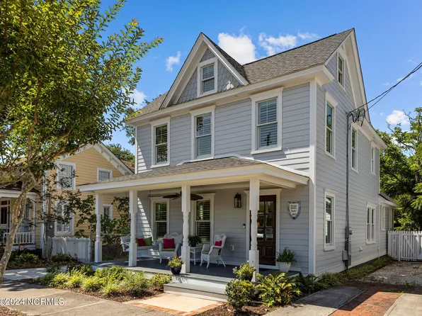 910 Ann Street, Beaufort, NC 28516
