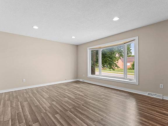 2nd image of 3816 18th Ave NW