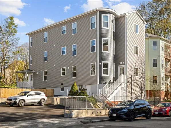 9 Upsala St #2, Worcester, MA 01610