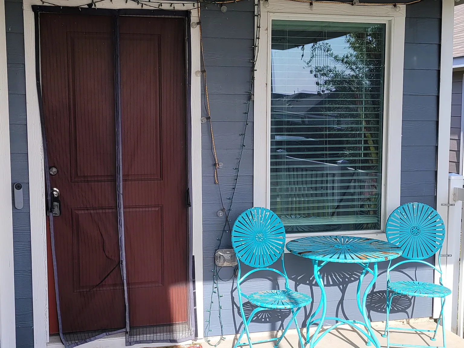 3 bed, 1265 sqft, $2,000 — Photo 4