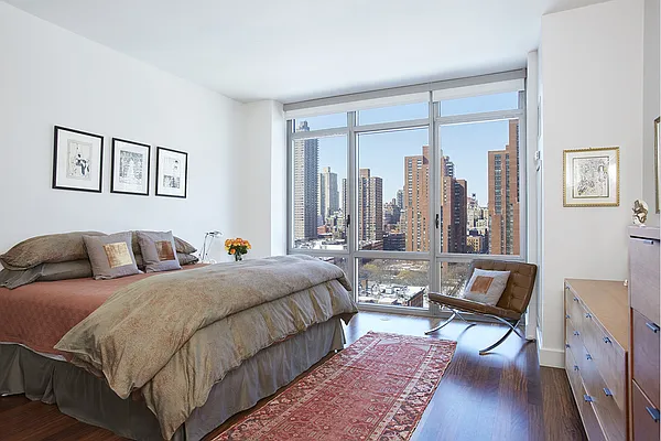 Sold by Stribling | media 1
