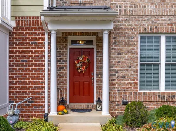 14310 Michaux Village Dr, Midlothian, VA 23113