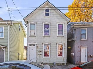 392 E Queen St, Chambersburg, PA 17201