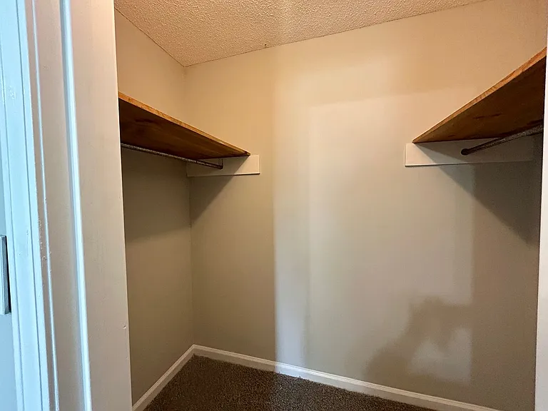 1225 Cobblestone Ln — Photo 28
