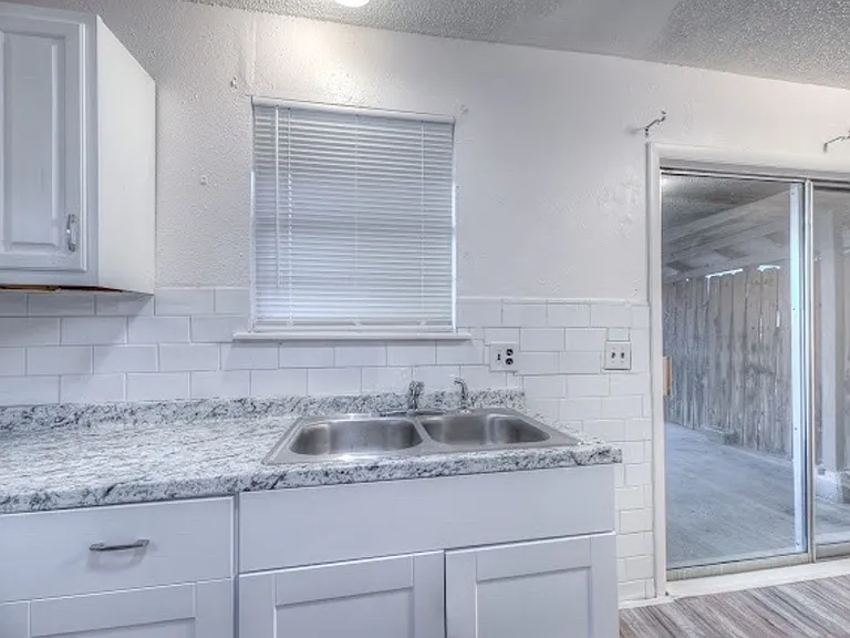 1129 S 124th East Ave — Photo 8