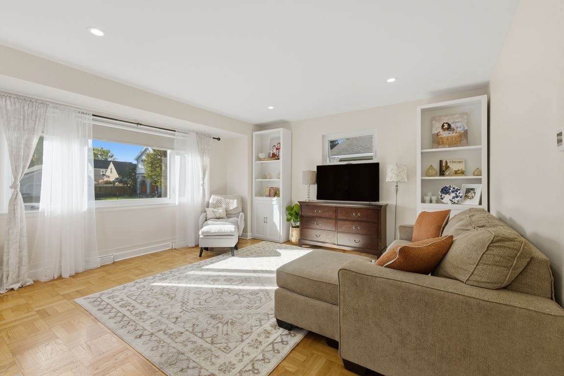 next background image