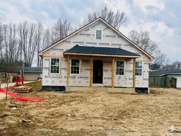 51707 Washington St, New Baltimore, MI 48047