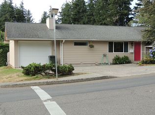 1325 Juniper Ave, Coos Bay, OR