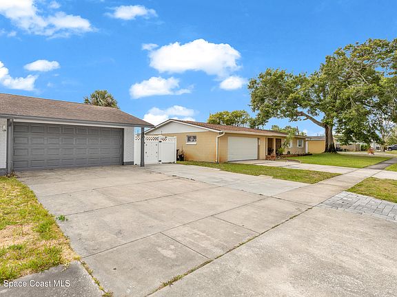 2nd image of 5195 Sharlene Dr