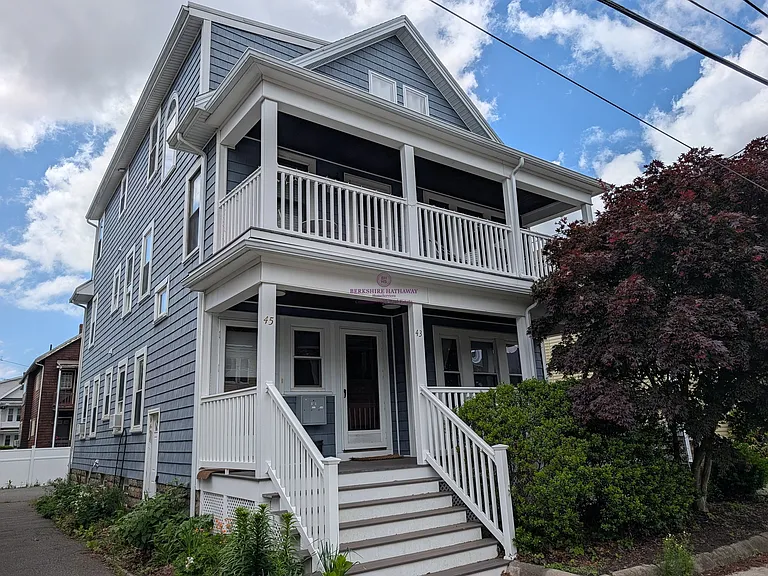 45 Emerald St — Photo 1