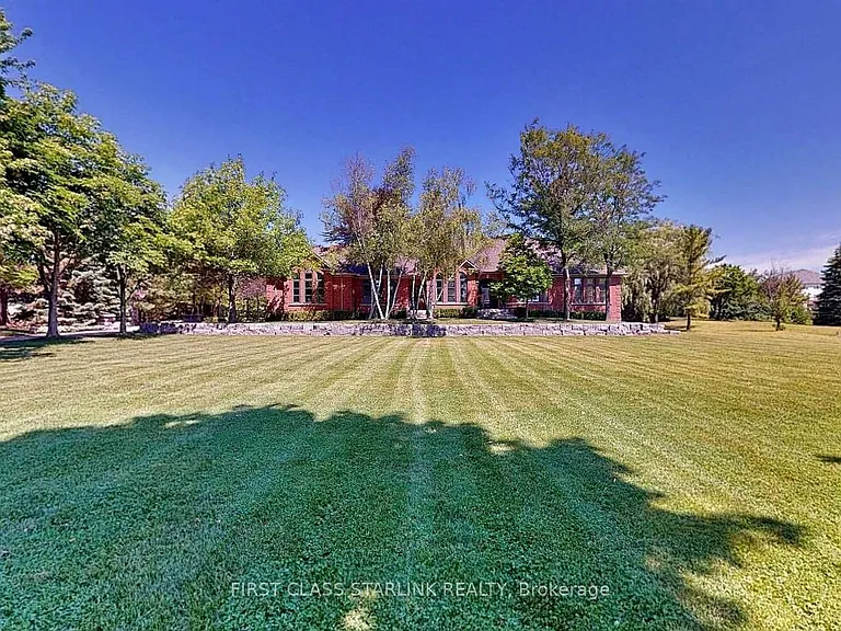 38 Kensington Dr — Photo 10