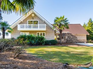 810 Madam Moores Lane, New Bern, NC 28562