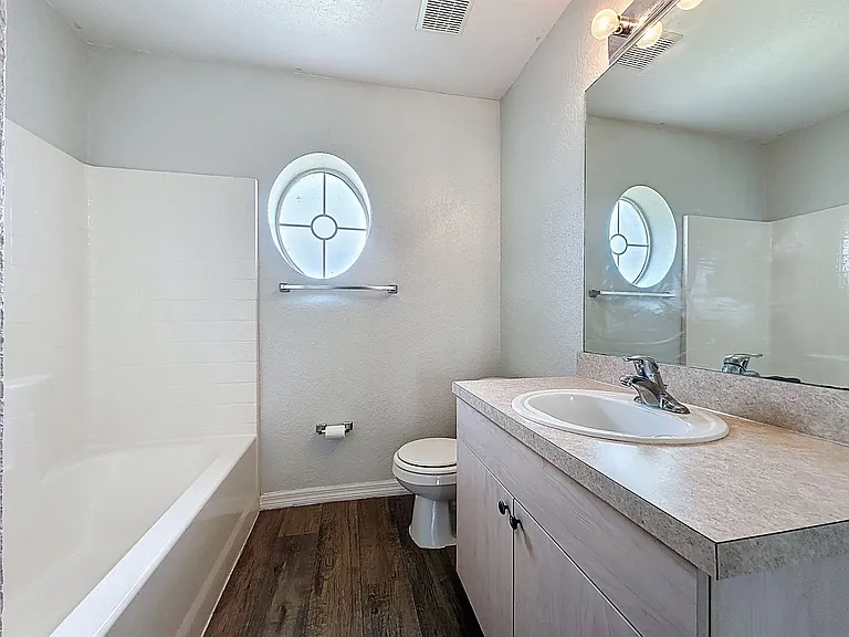 424 Danube Way — Photo 31