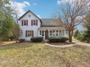 146 Taylor St, Cottage Grove, WI 53527