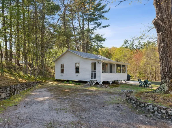 22 & 24 Cottage Lane #7&8, Raymond, ME 04071