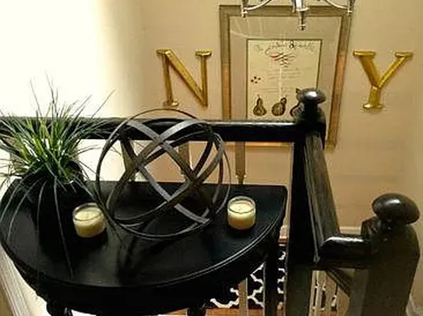 914 Dartmouthglen Way, Baltimore, MD 21212