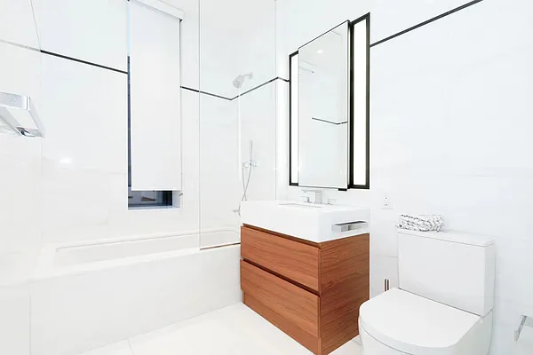 Rented by Nest Seekers International | media 25