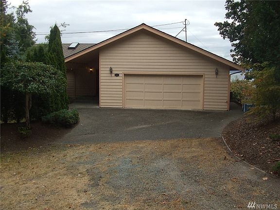 2nd image of 683 Lehman Dr