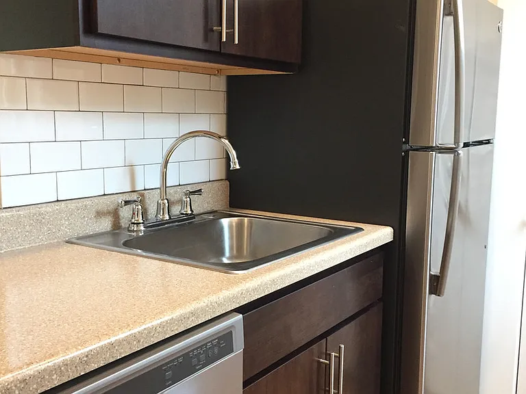 5330 N Kenmore Ave #3W — Photo 6