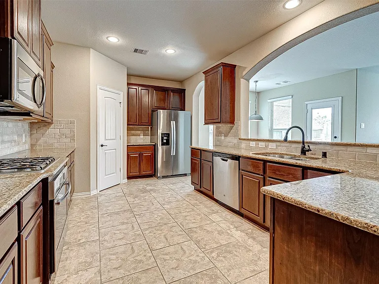 4814 Sequoia Park Ln — Photo 13