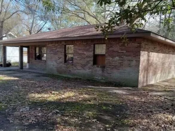 150 Shorty Burgess Rd, Picayune, MS 39466