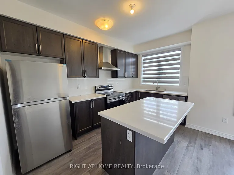 118 Purple Sage Dr #UPPER — Photo 7
