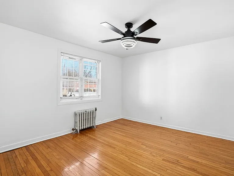 63 W Hudson Ave — Photo 4