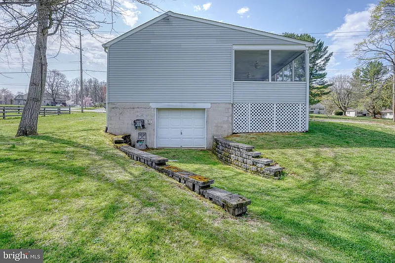 Thumbnail 17