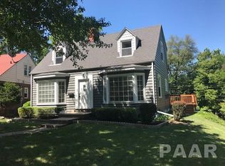 1623 W Circle Rd, Peoria, IL 61604