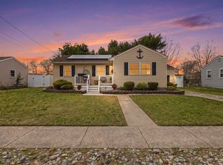 210 Ridgewood Dr, Northfield, NJ